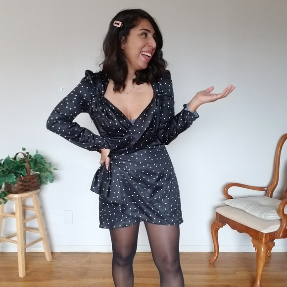 Forever 21 Dresses & Skirts - FOREVER 21 BLACK SATIN POLKA DOT MINI DRESS MEDIUM